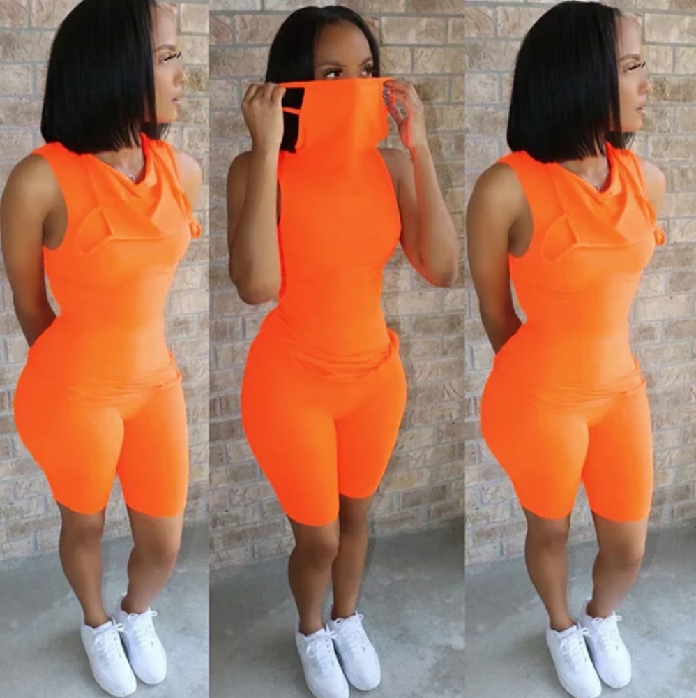 2 Piece Short Set W/ Mask